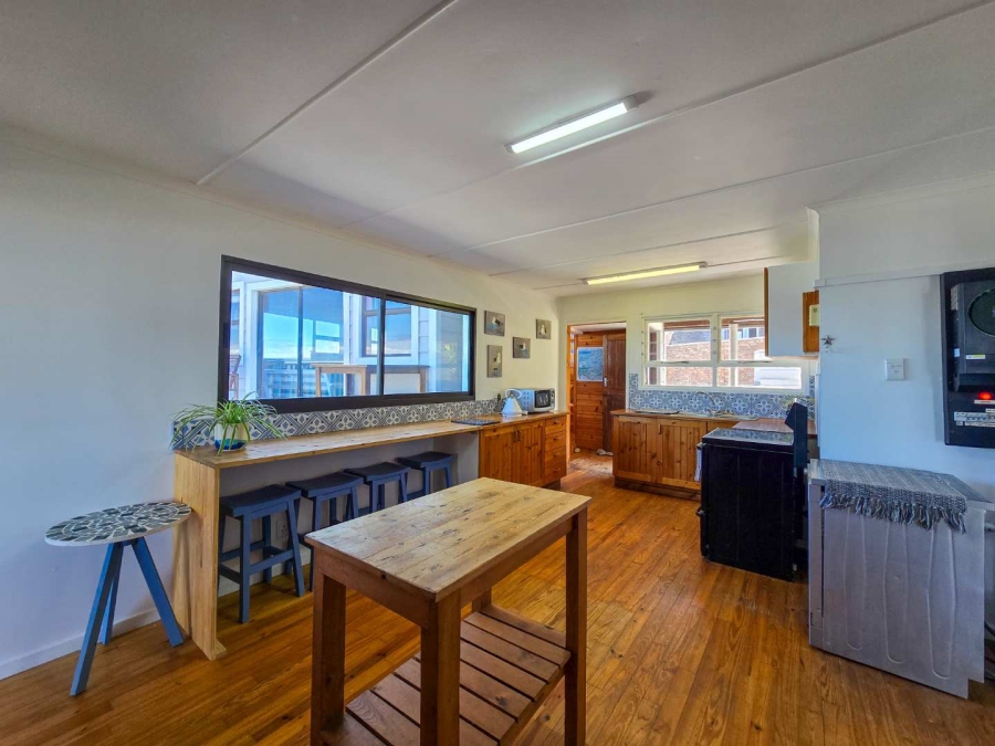 5 Bedroom Property for Sale in Jongensfontein Western Cape